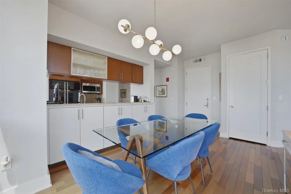 175 Huguenot Street #2503 New Rochelle, NY 10801