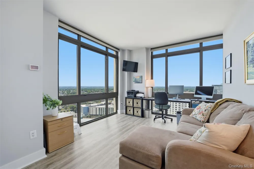 175 Huguenot Street #2503 New Rochelle, NY 10801