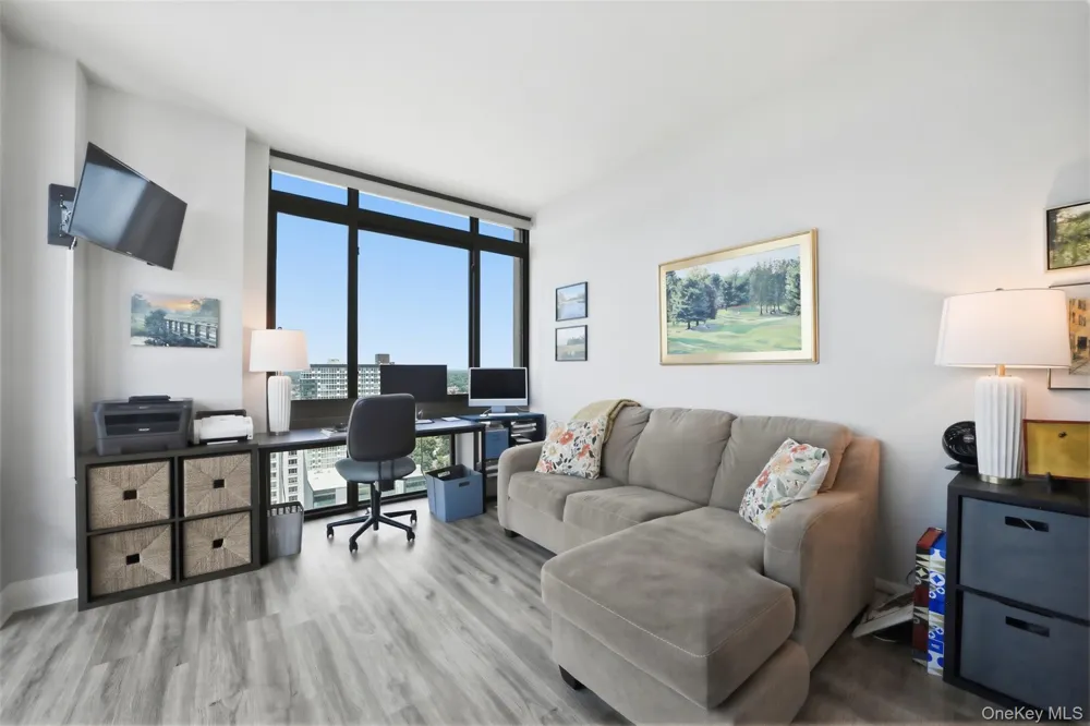 175 Huguenot Street #2503 New Rochelle, NY 10801