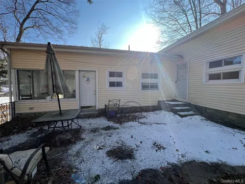 298 Old Albany Post Road