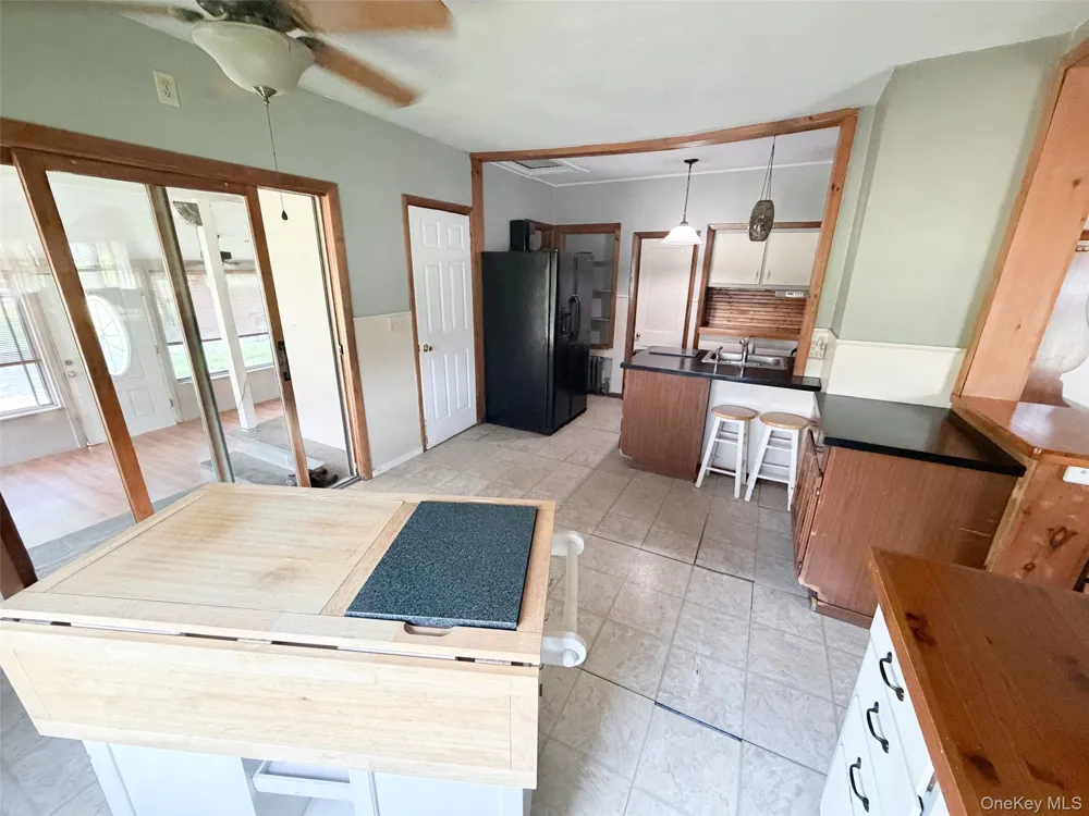 77 Rockland Road Roscoe, NY 12776