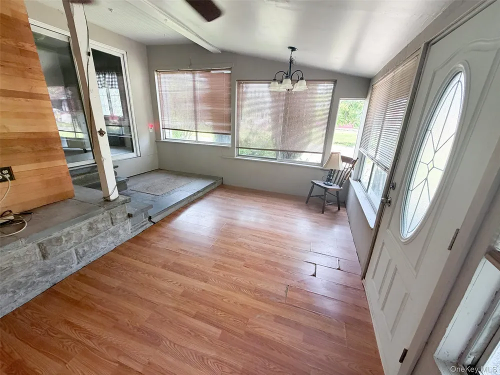 77 Rockland Road Roscoe, NY 12776