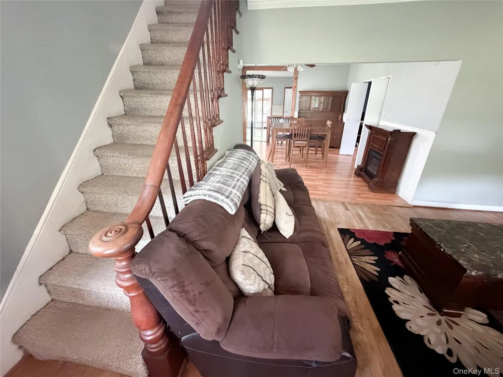 77 Rockland Road Roscoe, NY 12776