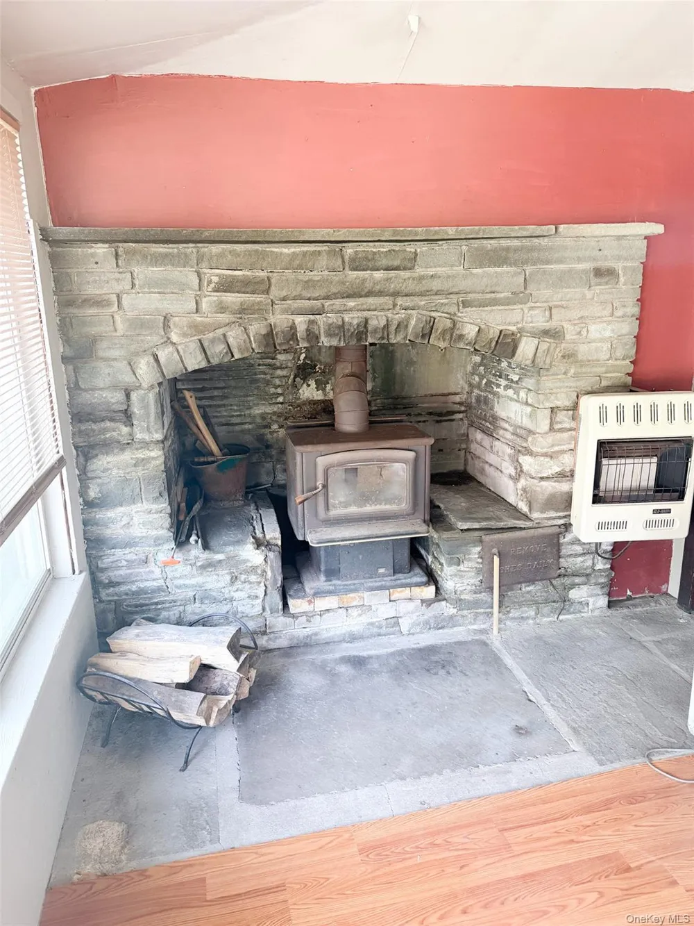77 Rockland Road Roscoe, NY 12776