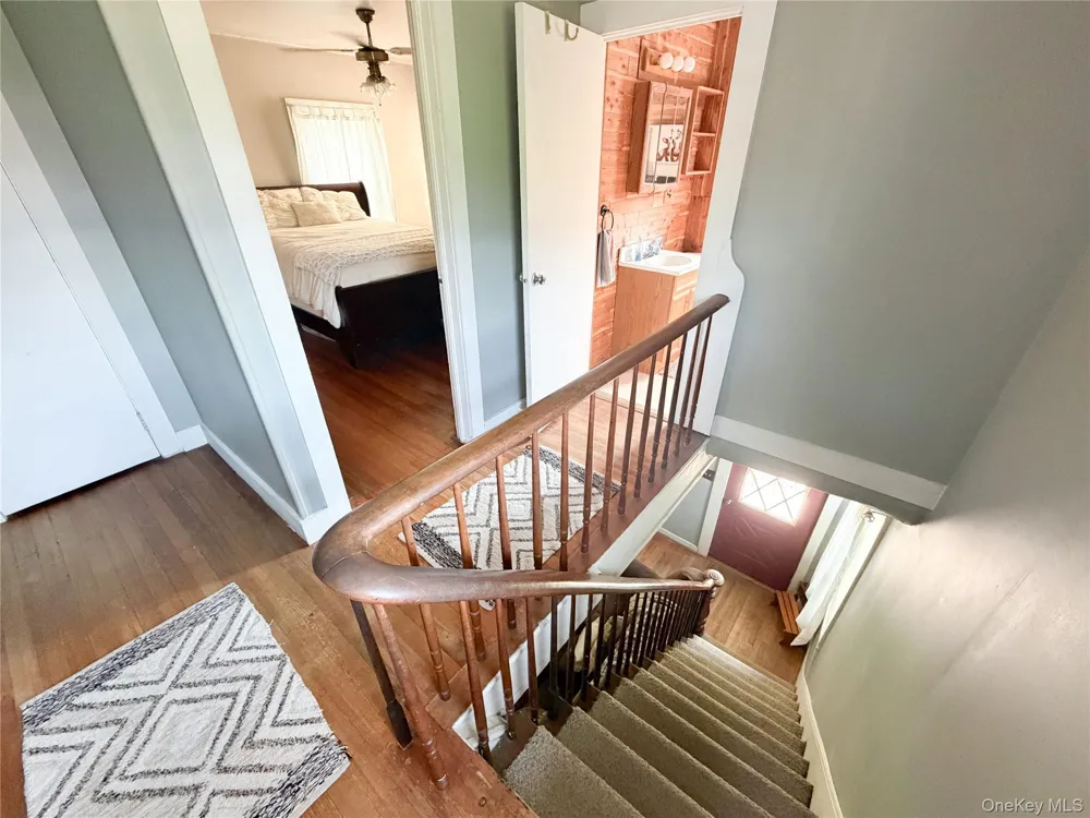 77 Rockland Road Roscoe, NY 12776