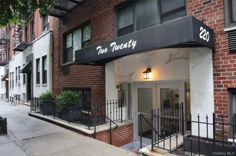 220 E 87th Street #4D