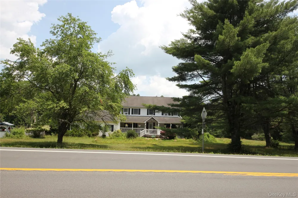 825 Peenpack Trail Sparrowbush, NY 12780
