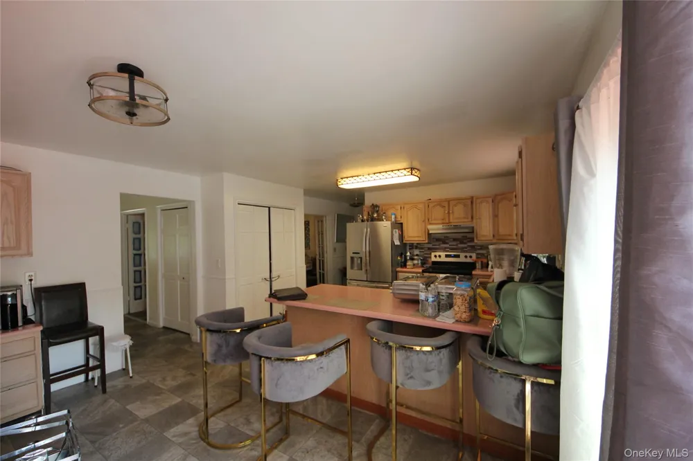 825 Peenpack Trail Sparrowbush, NY 12780