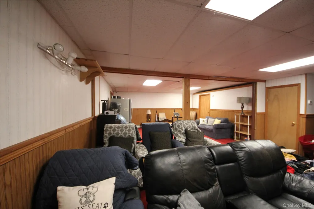 825 Peenpack Trail Sparrowbush, NY 12780