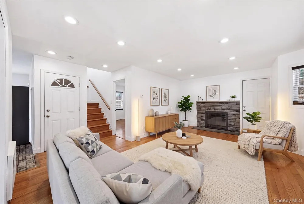 65 Peconic Street Selden, NY 11784