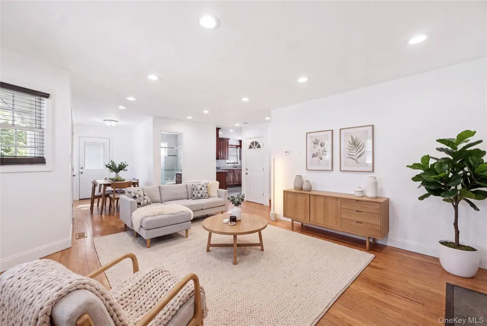 65 Peconic Street Selden, NY 11784