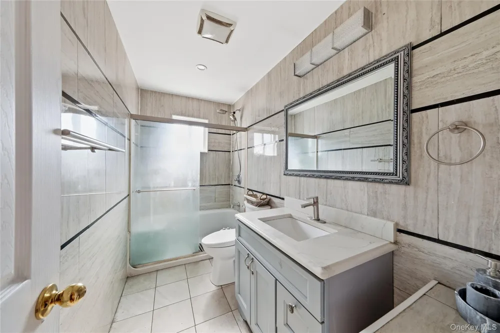 65 Peconic Street Selden, NY 11784