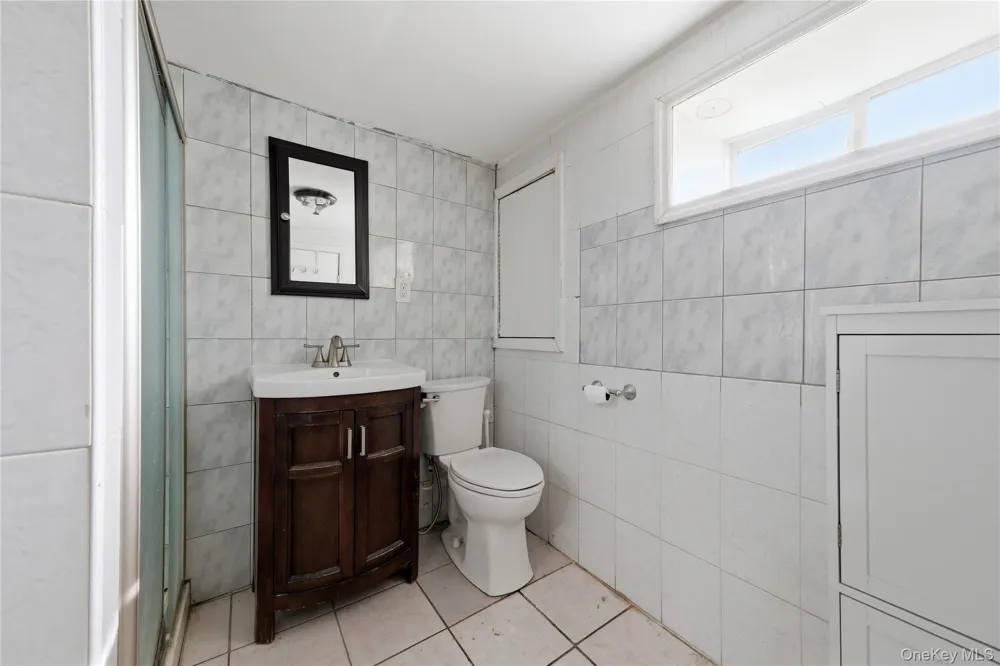 65 Peconic Street Selden, NY 11784