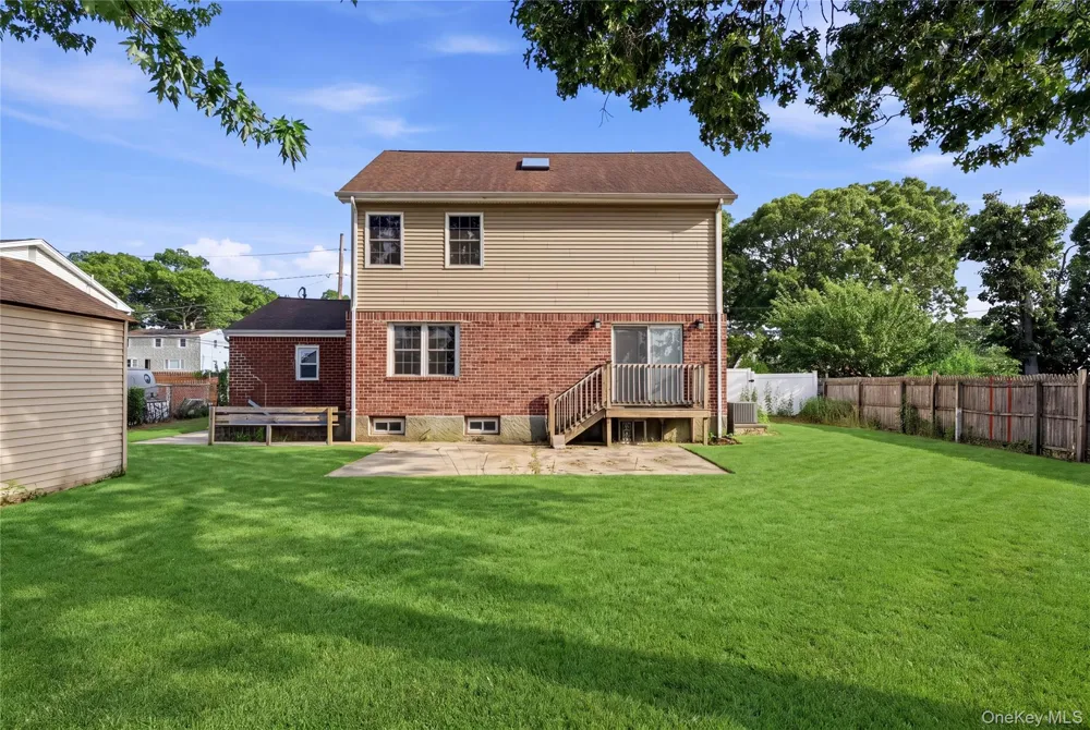 65 Peconic Street Selden, NY 11784