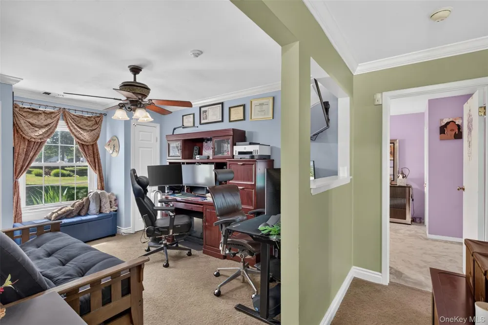 178 Fairview Circle Middle Island, NY 11953