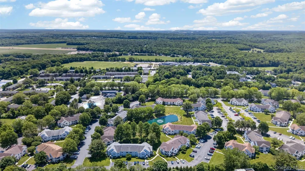 178 Fairview Circle Middle Island, NY 11953