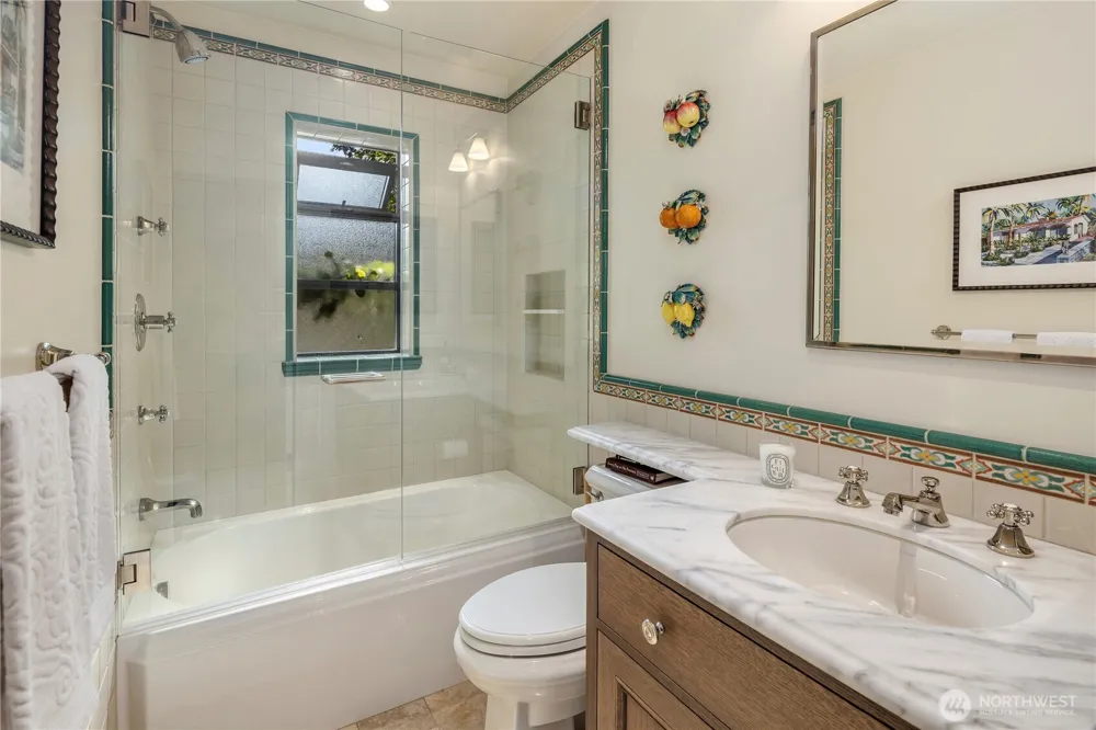 1935 Parkside Drive E Seattle, WA 98112