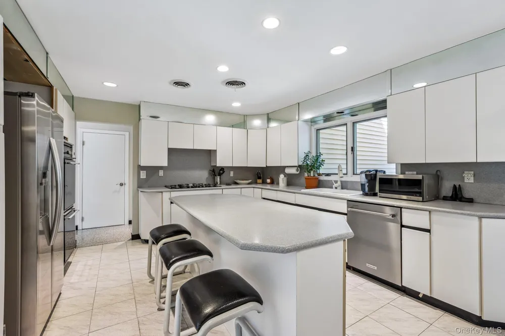 21 Windgate Drive New City, NY 10956