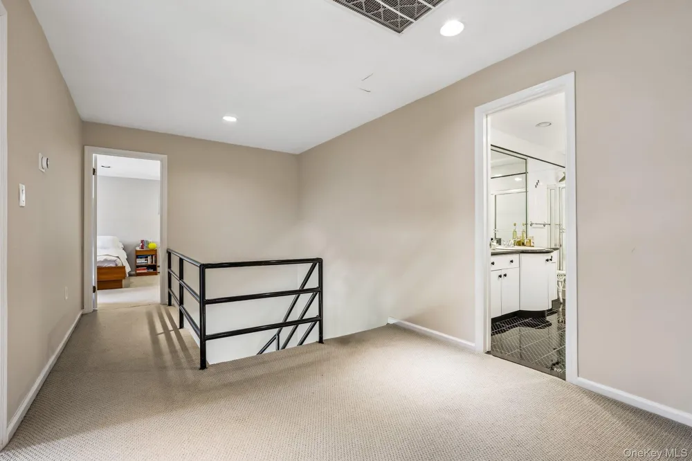 21 Windgate Drive New City, NY 10956