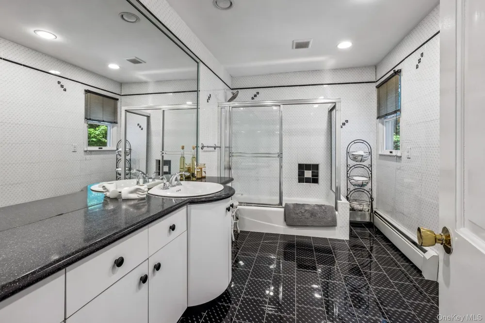 21 Windgate Drive New City, NY 10956