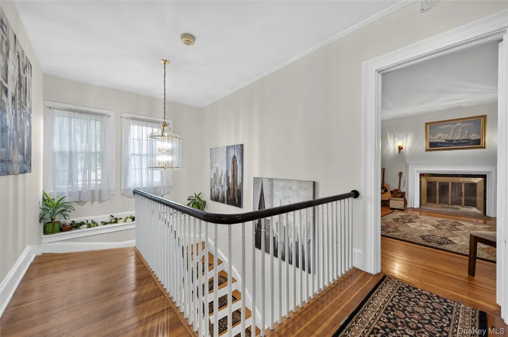 5 Kohlsaat Court Smithtown, NY 11787