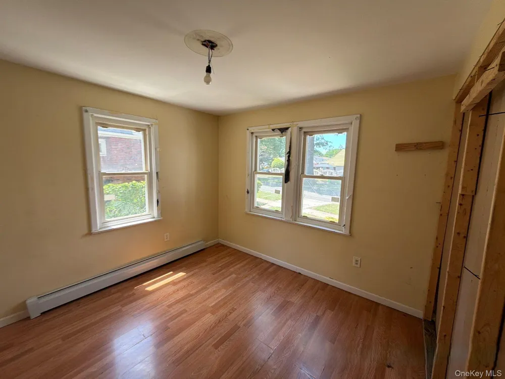 30 Pierson Avenue Hempstead, NY 11550