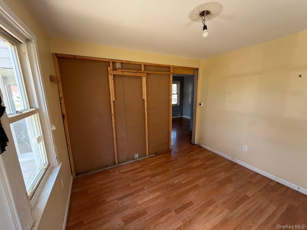 30 Pierson Avenue Hempstead, NY 11550