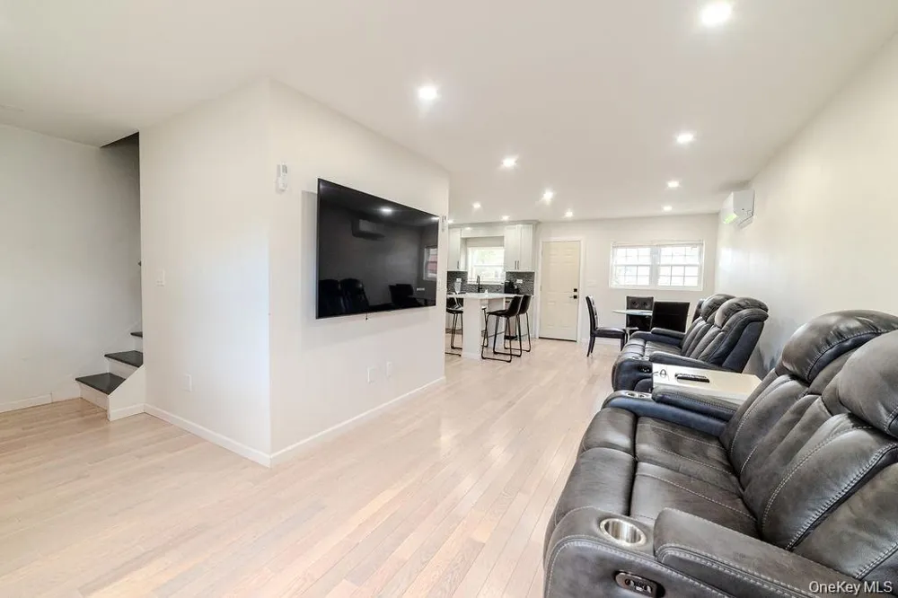 327 Mundy Lane Mount Vernon, NY 10550