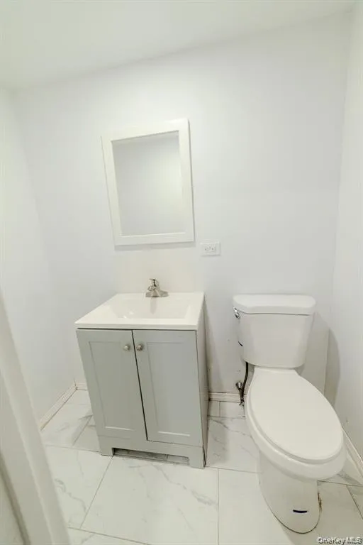 327 Mundy Lane Mount Vernon, NY 10550