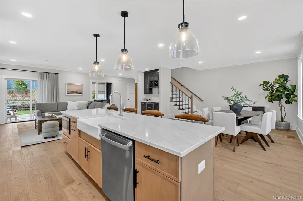 1803 Soundview Court Yorktown Heights, NY 10598
