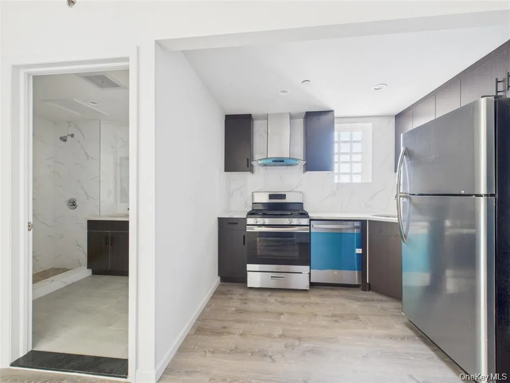 9730 64 Th Avenue #5C Rego Park, NY 11374