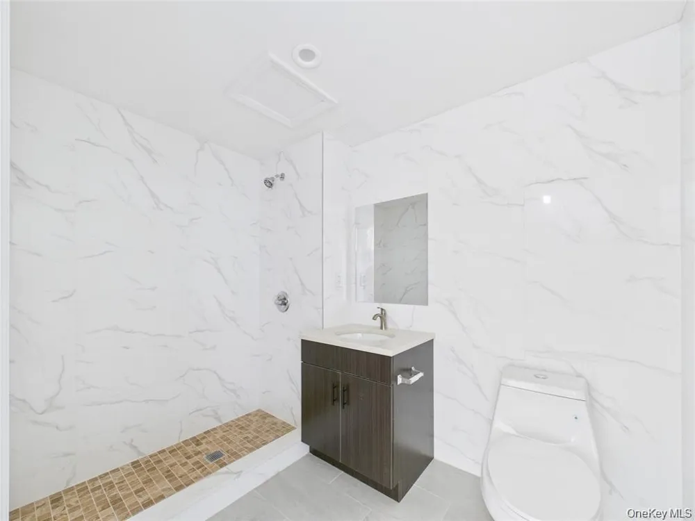 9730 64 Th Avenue #5C Rego Park, NY 11374