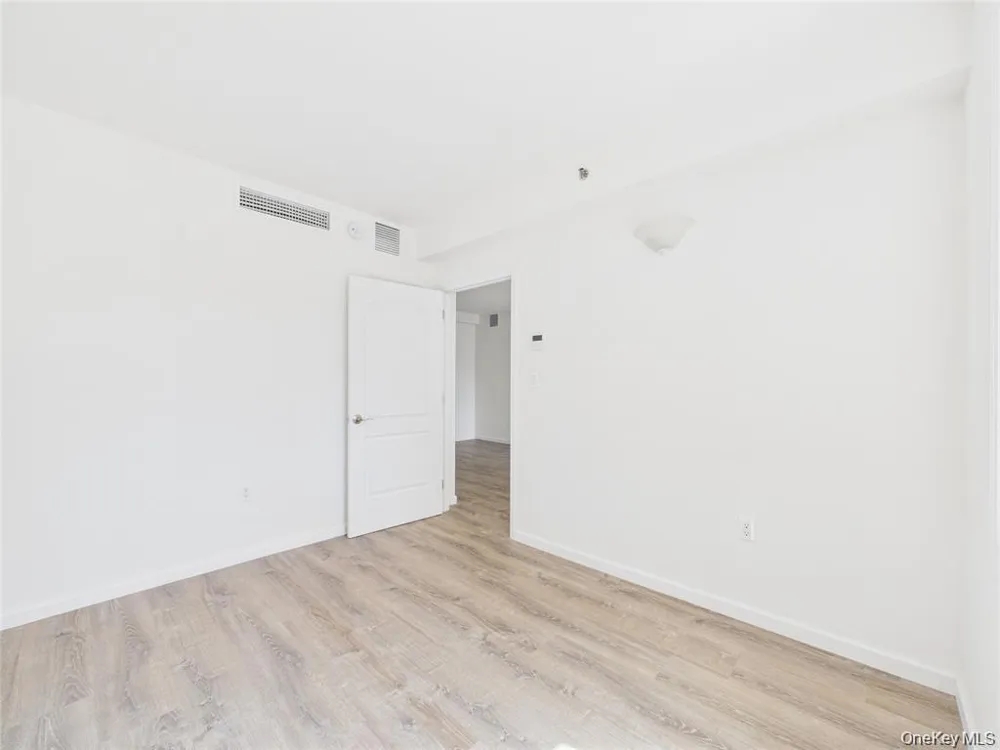 9730 64 Th Avenue #5C Rego Park, NY 11374