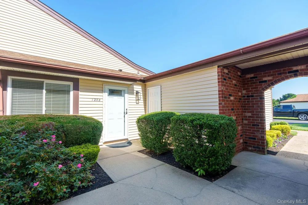 1205 Gotham Drive Saint James, NY 11780