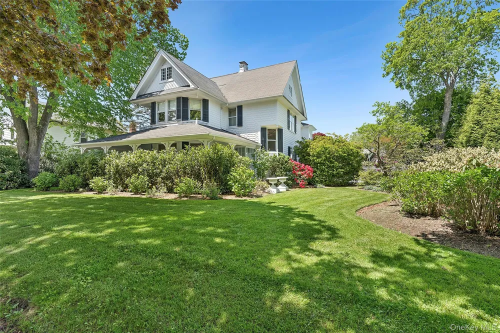 55 Post Crossing Southampton, NY 11968