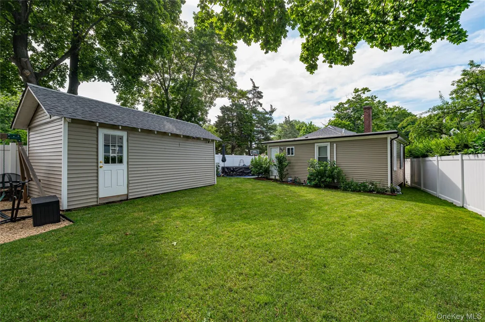 1022 Parkway Street Riverhead, NY 11901
