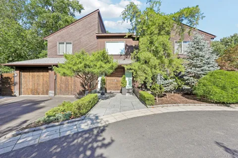 108 Bellows Lane