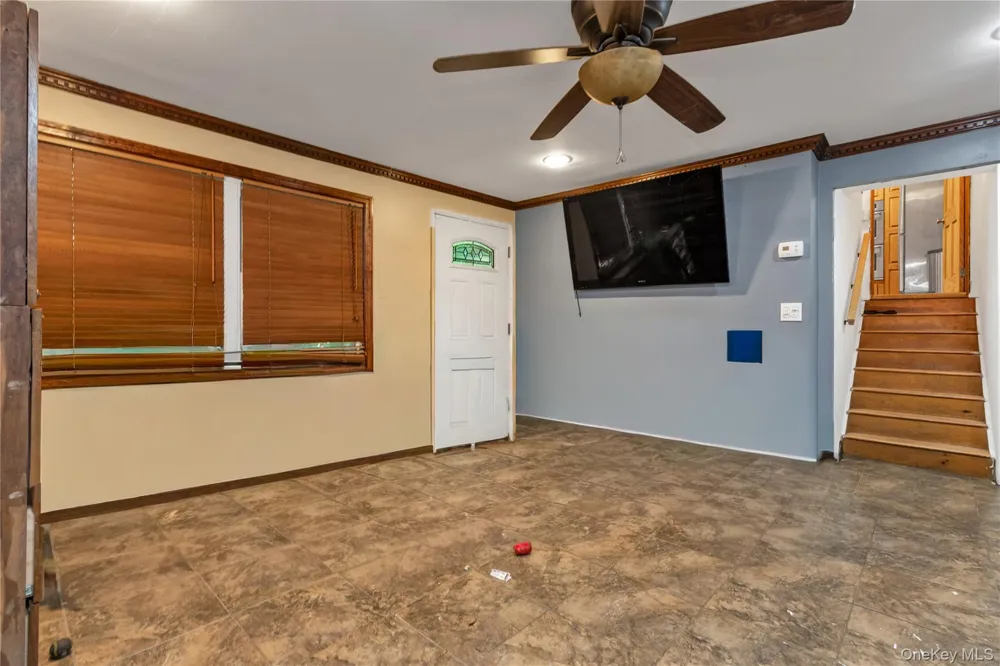 21 Laurel Avenue Sea Cliff, NY 11579