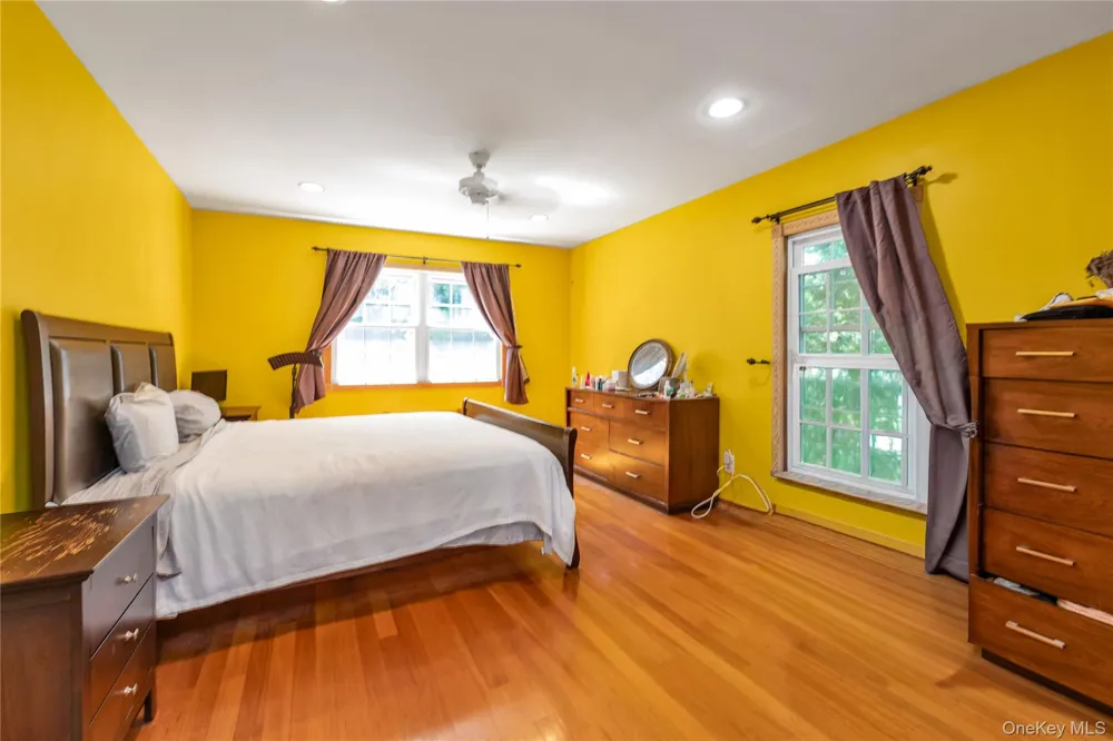 21 Laurel Avenue Sea Cliff, NY 11579