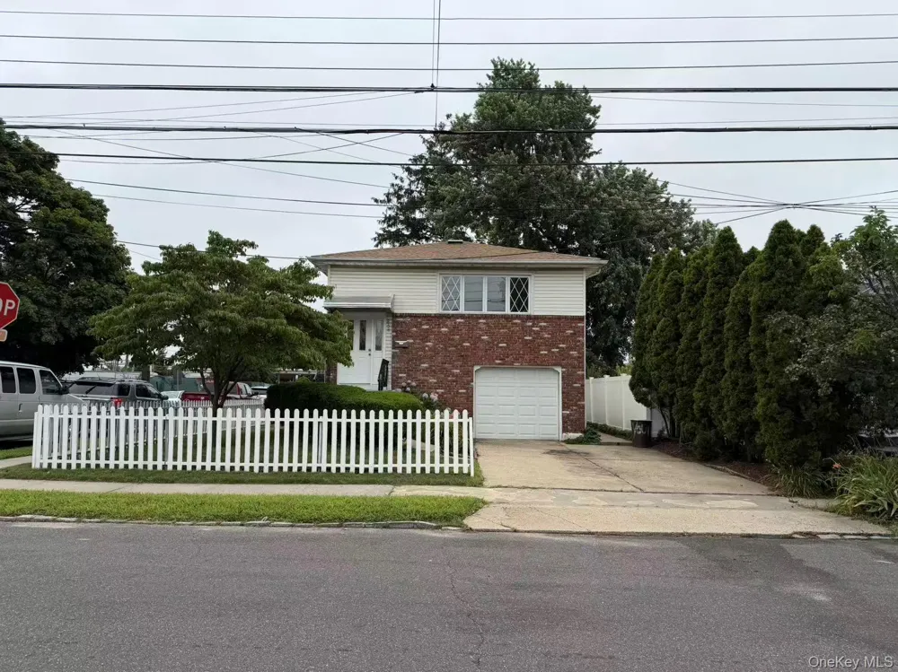 858 Oliver Avenue Westbury, NY 11590