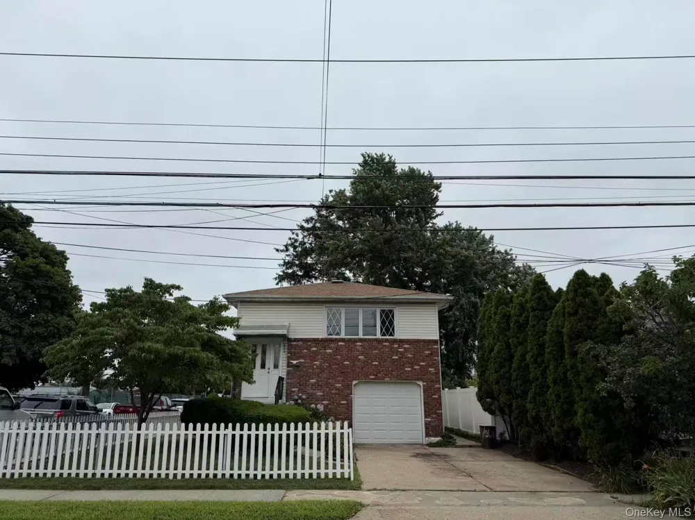 858 Oliver Avenue Westbury, NY 11590