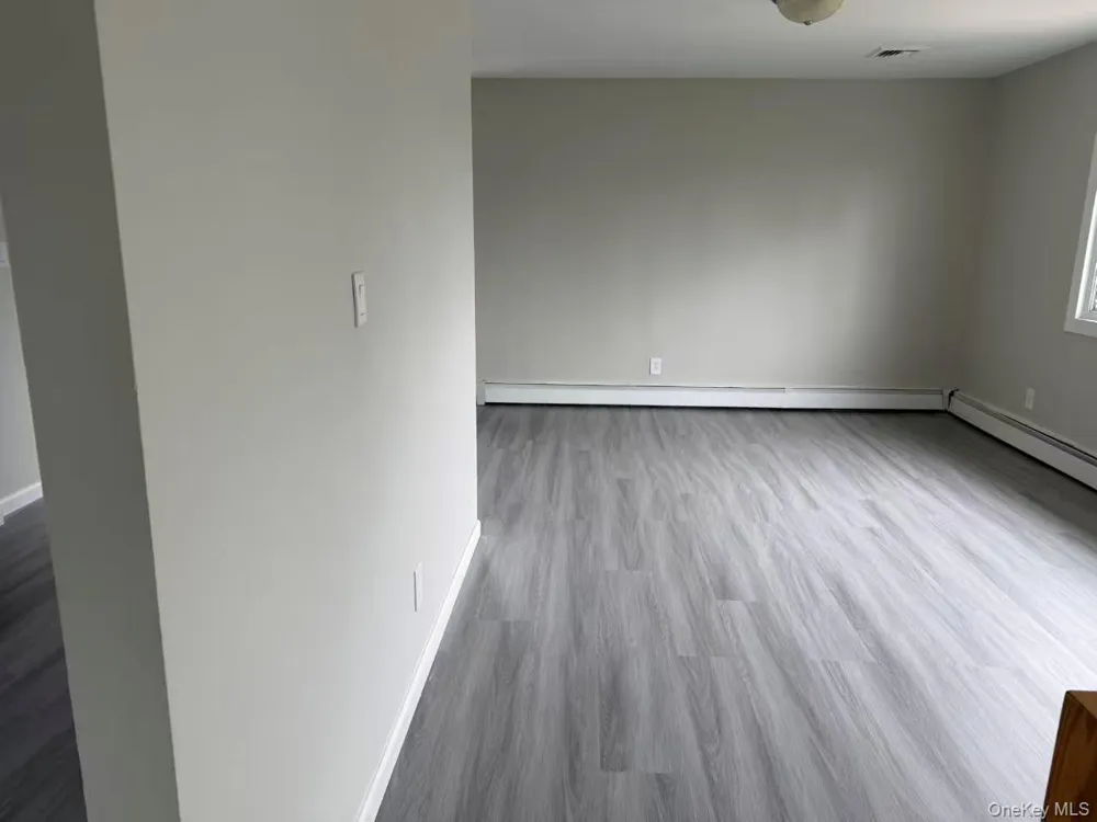858 Oliver Avenue Westbury, NY 11590