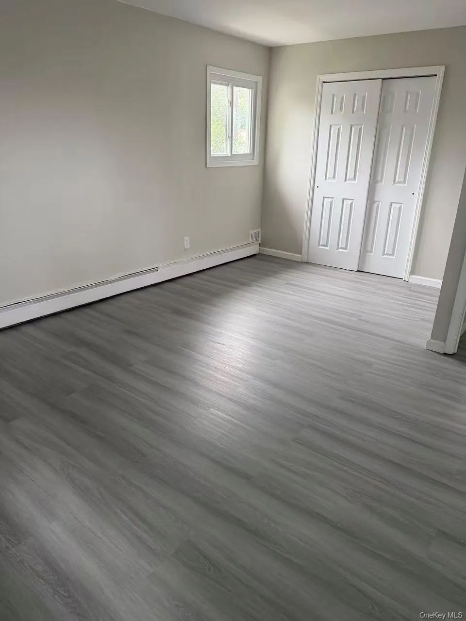 858 Oliver Avenue Westbury, NY 11590