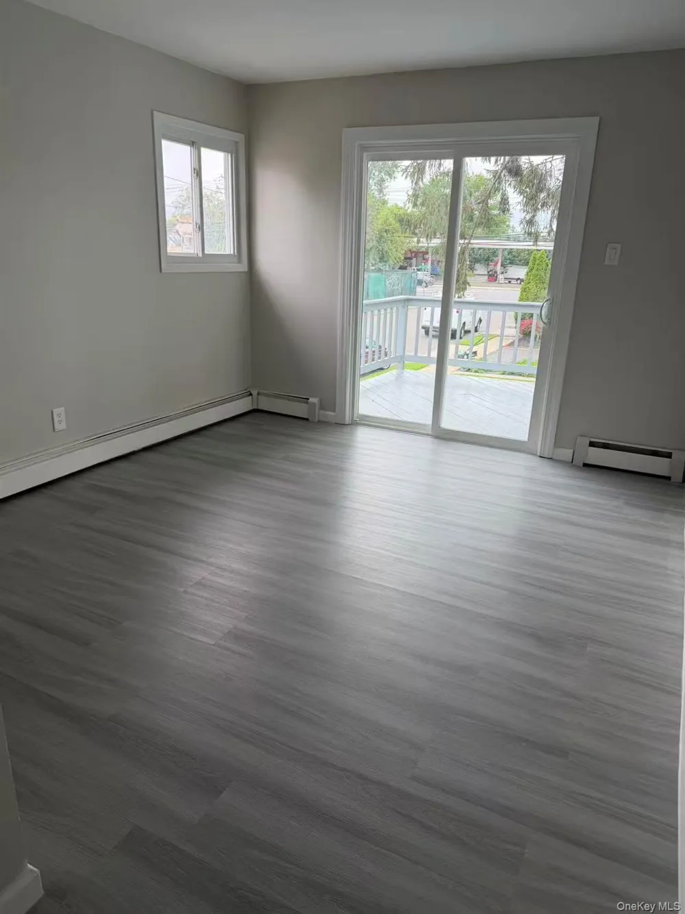 858 Oliver Avenue Westbury, NY 11590