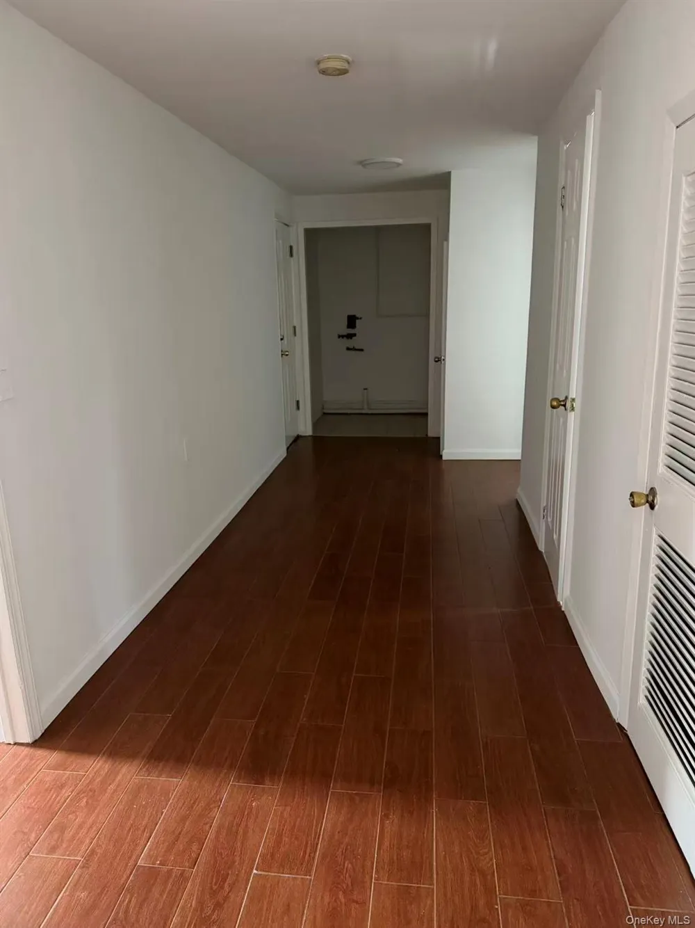 858 Oliver Avenue Westbury, NY 11590
