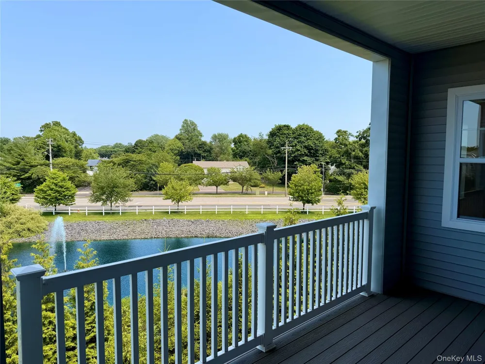 178 Summer Circle East Northport, NY 11731