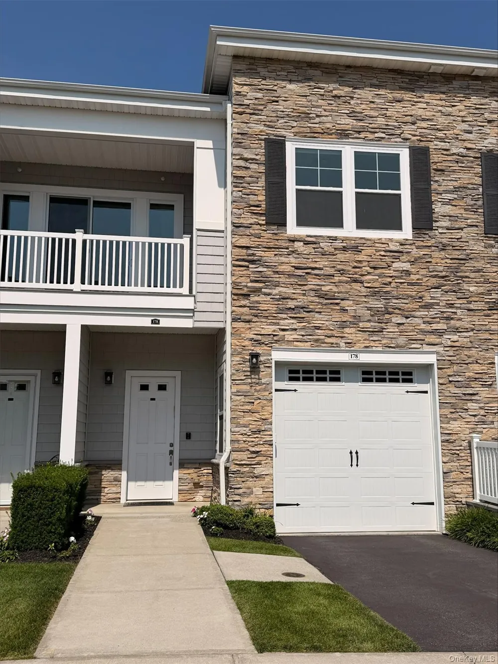 178 Summer Circle East Northport, NY 11731