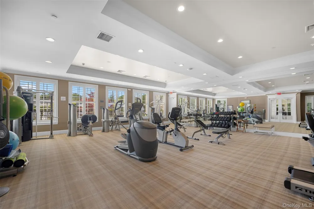 178 Summer Circle East Northport, NY 11731