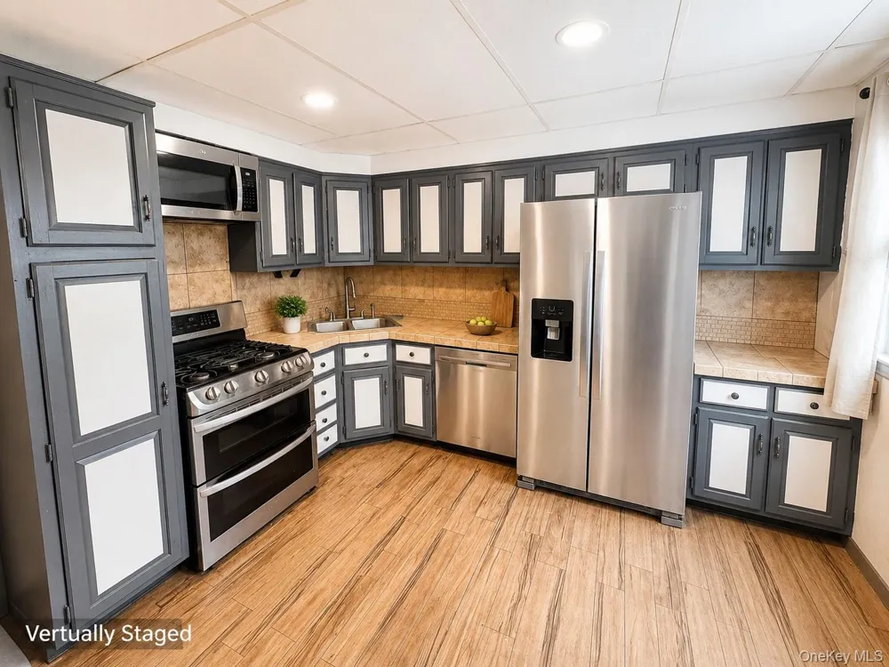 10713 Sutter Avenue Ozone Park, NY 11417