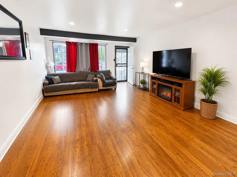 10713 Sutter Avenue Ozone Park, NY 11417